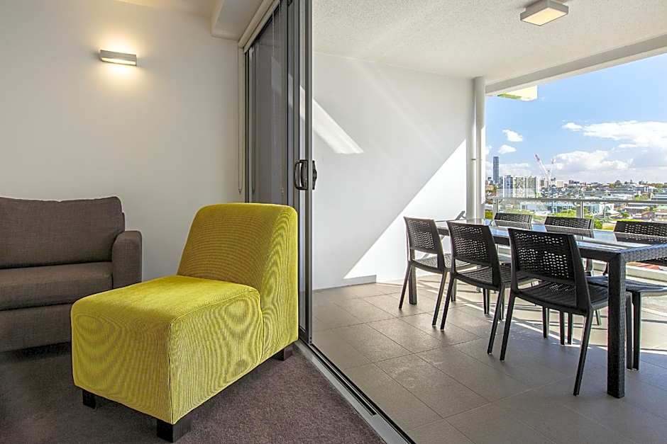 Code Apartments