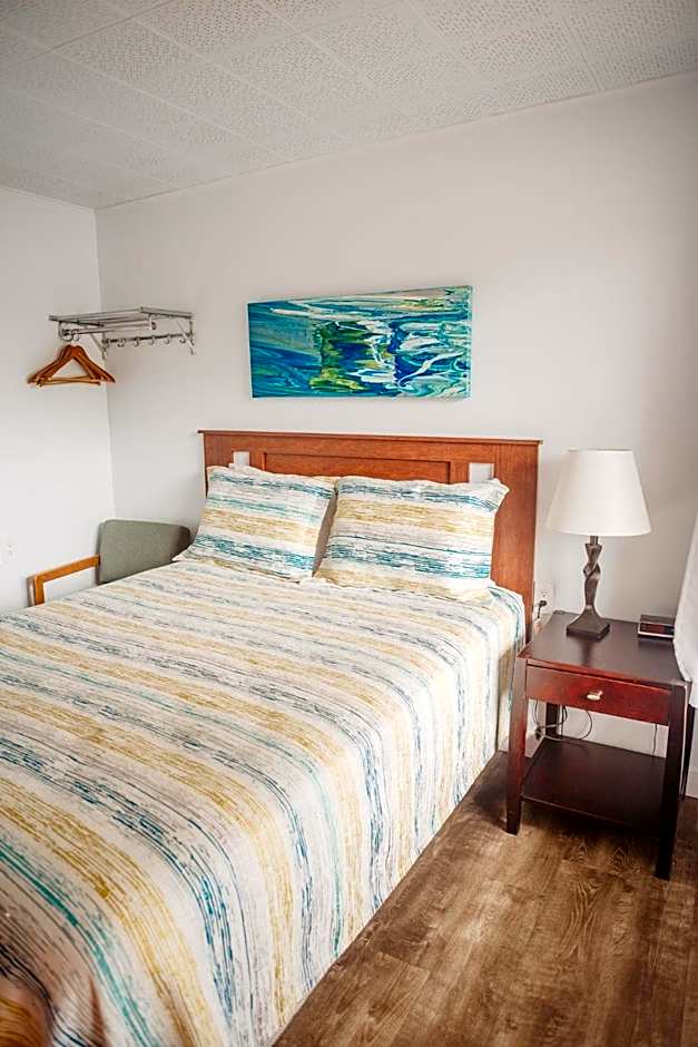 Lamplighter Lodge