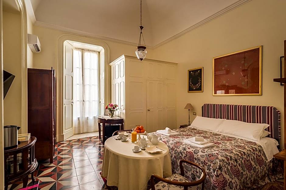 Palazzo Bernardini Suites