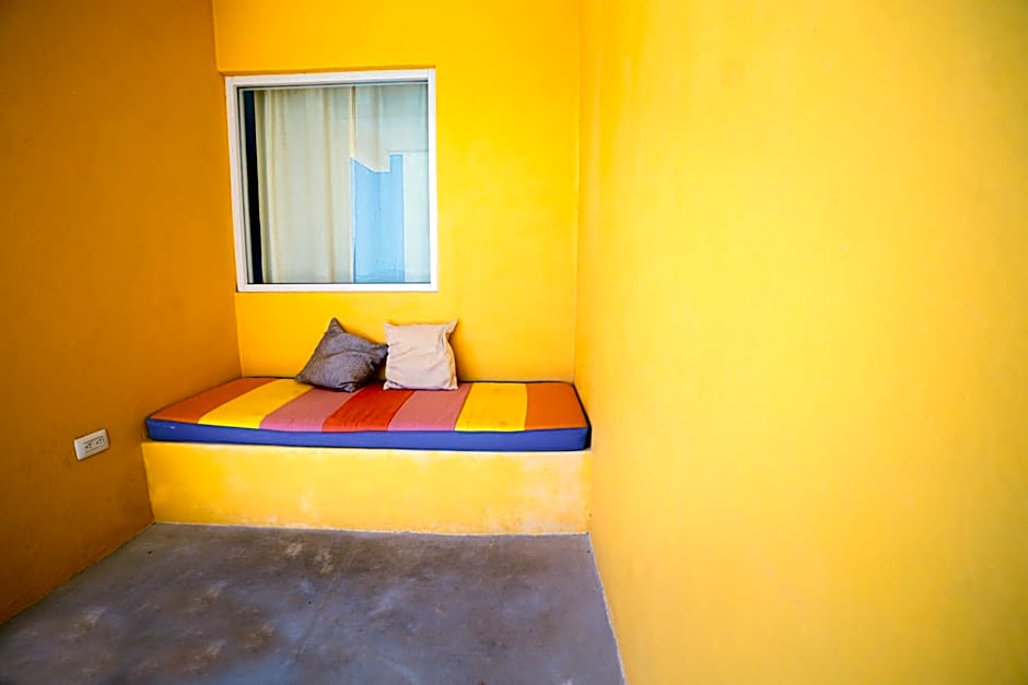 Hotel Flamingos Inn
