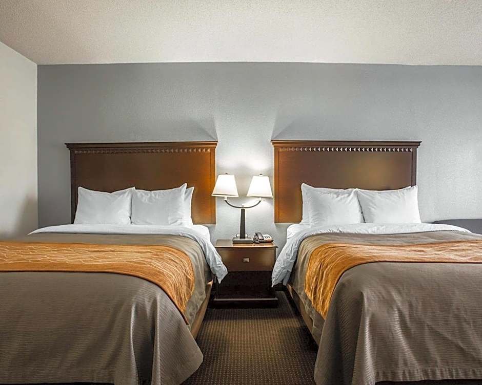 Comfort Inn & Suites Lumberton Central I-95