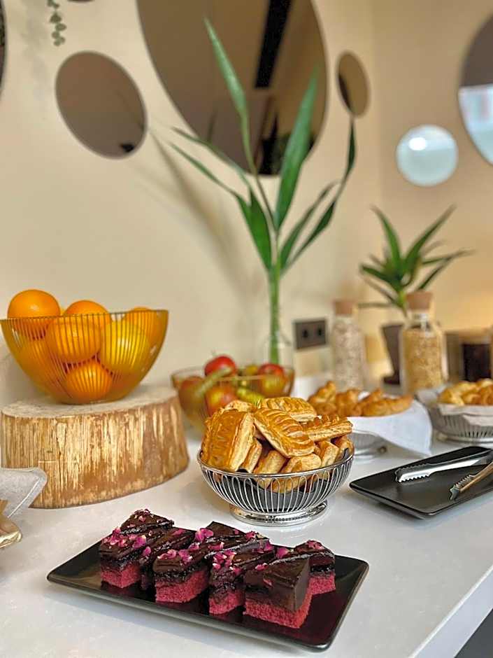 CONTI HOTEL VILNIUS, Conference Centre, Restaurant & Bar