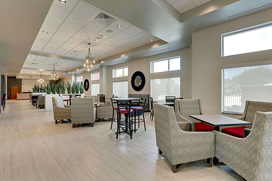 Drury Plaza Hotel Savannah Pooler – Pooler, GA