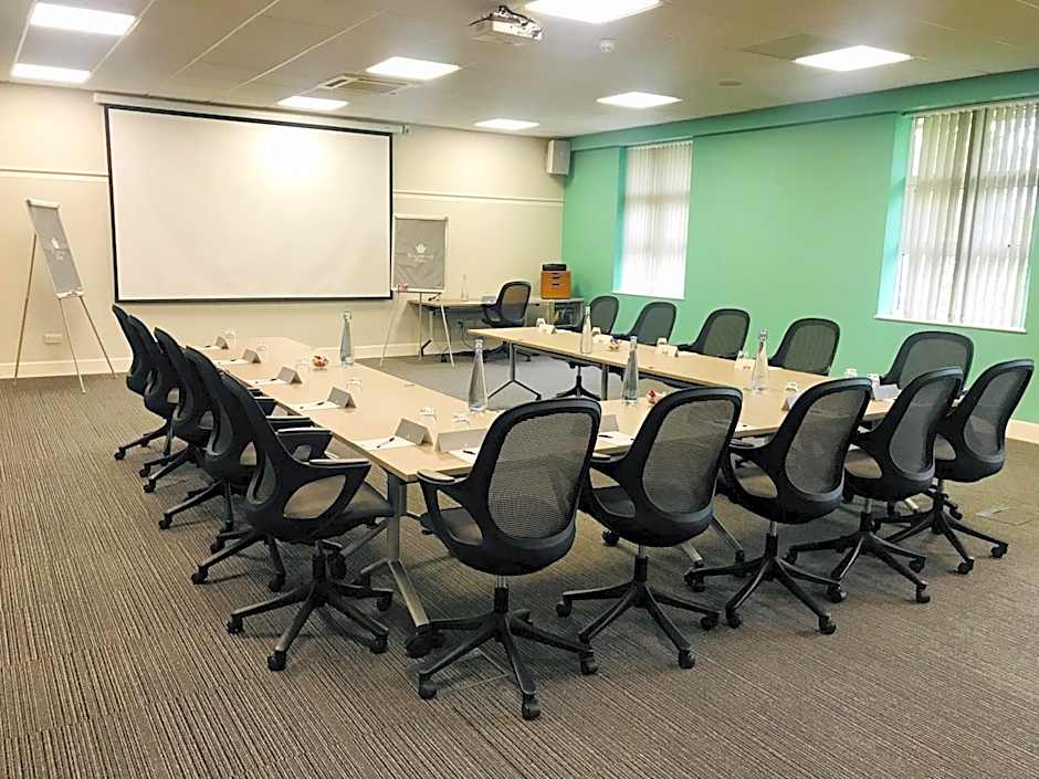 Wychwood Park Hotel and Golf Club