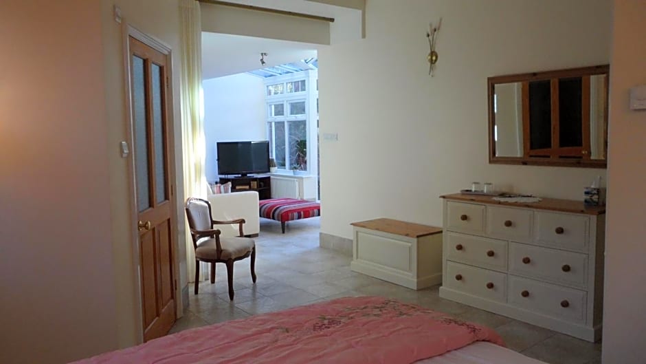 Strathmore Bed & Breakfast