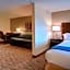 Holiday Inn Express & Suites Alpharetta - Windward Parkway by IHG
