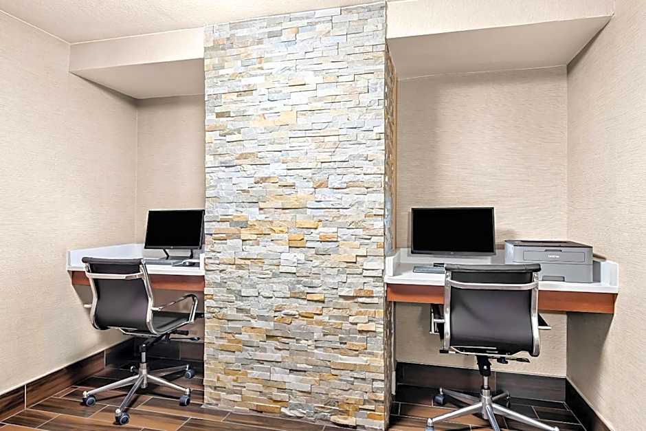 Comfort Inn University
