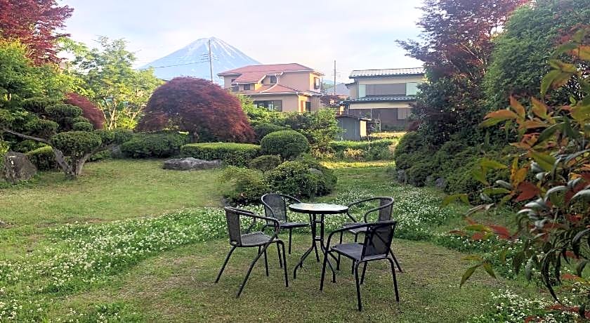HOSTEL MICHIKUSA-YA