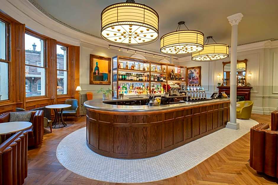 The Queen at Chester Hotel, BW Premier Collection