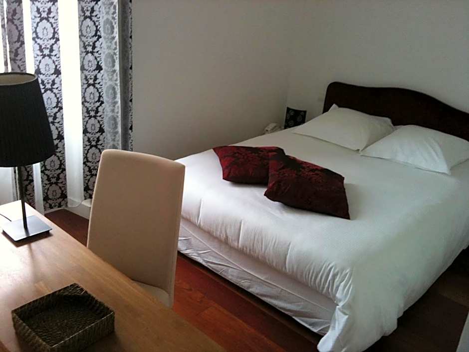 Hotel La Bastie d'Urfé