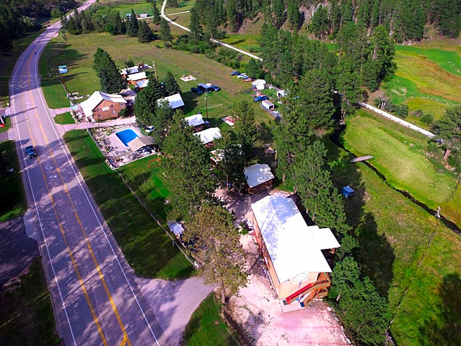 Black Hills Motel at Quail's Crossing