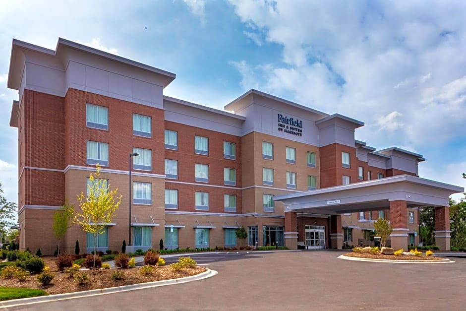 Fairfield Inn and Suites by Marriott Pineville