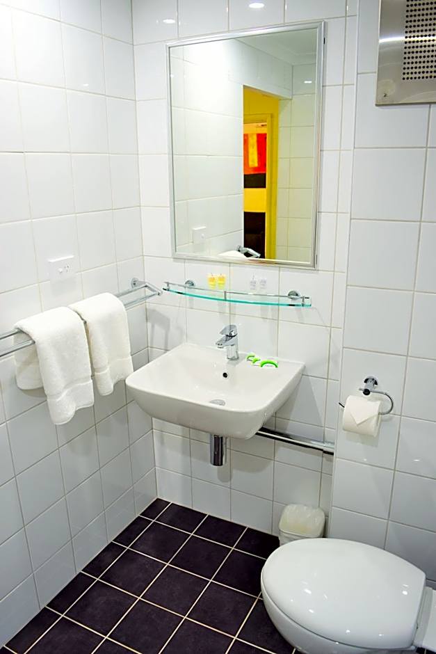 Coconut Grove Holiday Apartments