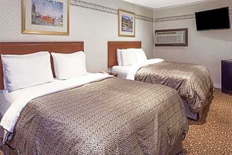 Queen Room with Two Queen Beds - Non-Smoking