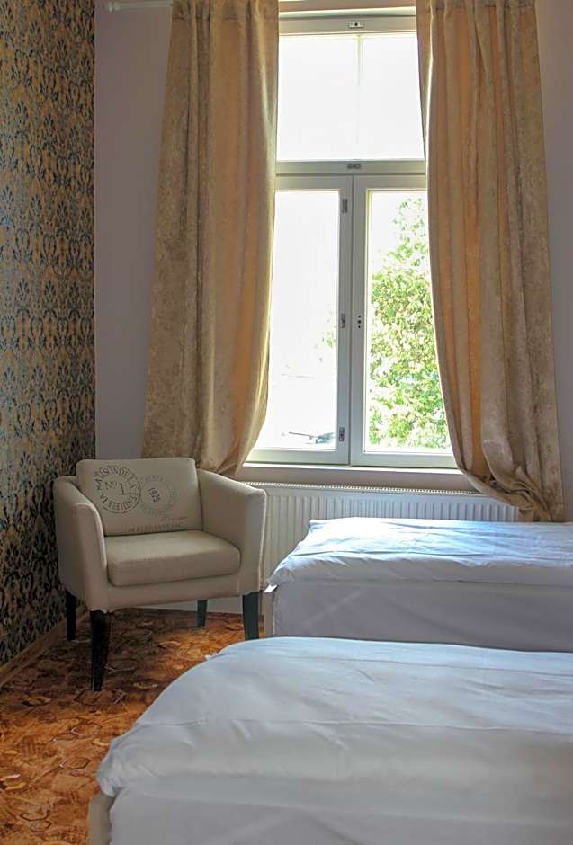 Villa Kadriorg Hostel