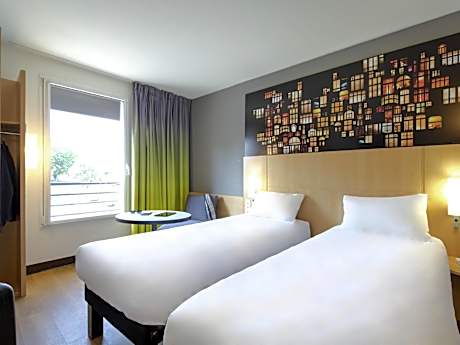 Standard Two Single Bed