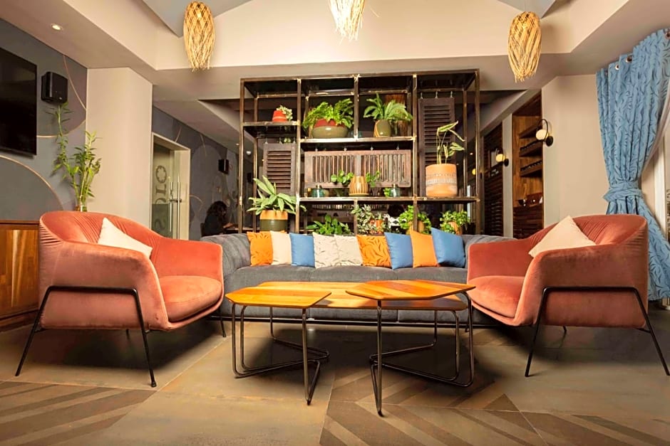 Roots Apartment Hotel