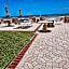 Oceanfront Escape With Balcony and heated salt water pool Sleeps 4