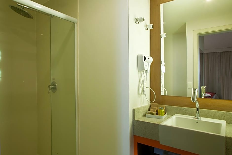 Quality Suites Alphaville