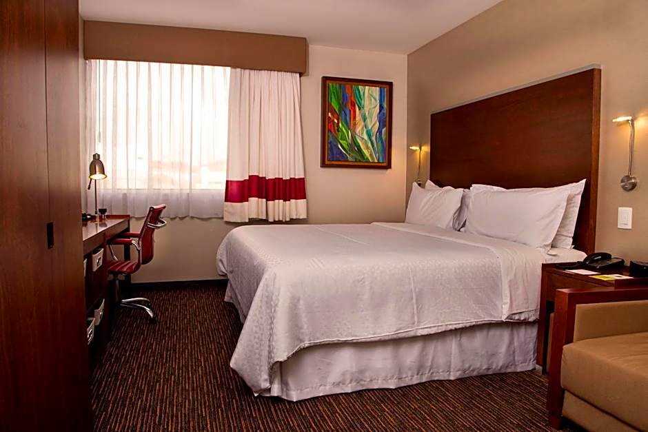 Four Points By Sheraton Queretaro Norte