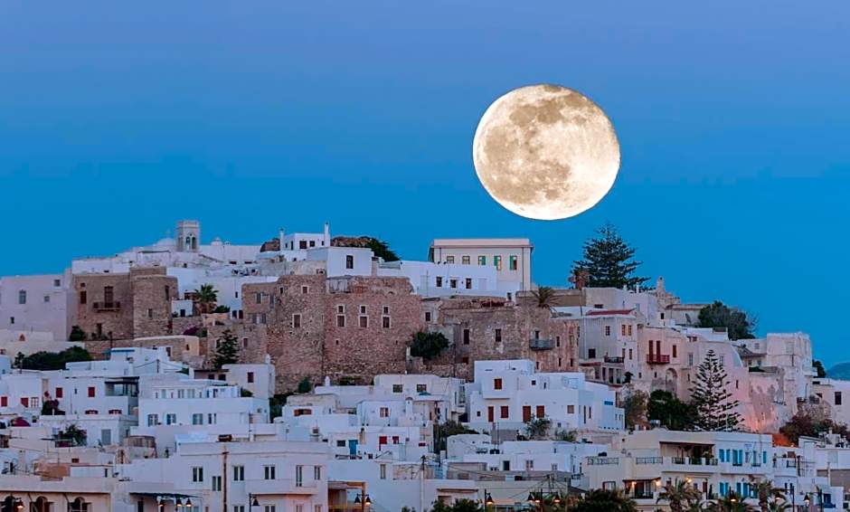 Melidron Hotel & Suites