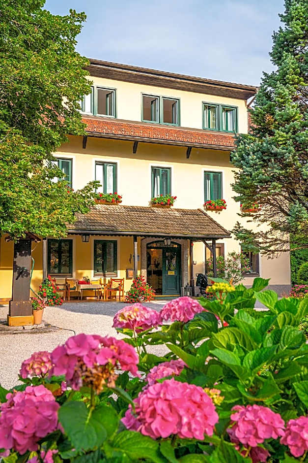 Inselhotel Faakersee