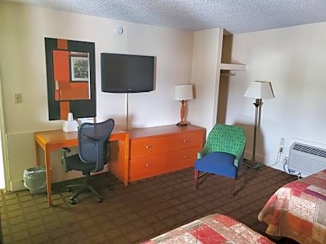 Double Room with Two Double Beds - Non-Smoking