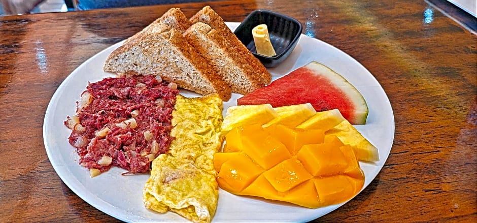 Sempre Premier Inn Mactan Airport Hotel