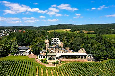 Relais & Châteaux Hotel Burg Schwarzenstein