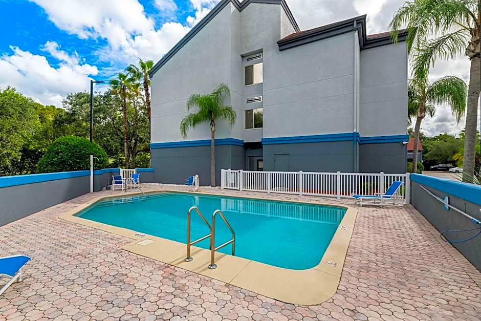 Suburban Studios Orlando - Ocoee-Winter Garden