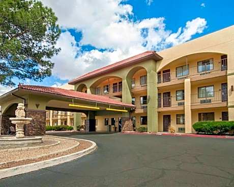 Quality Inn Airport East