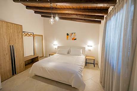 Two-Bedroom Deluxe Apartment