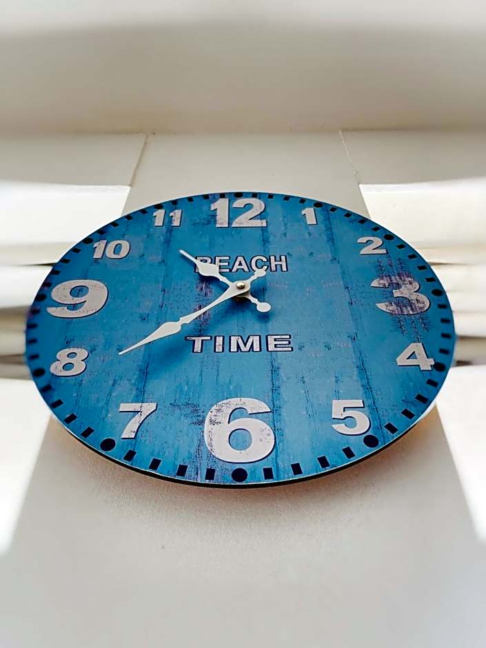 Golden Sands on the Beach - Absolute Beachfront Apartments