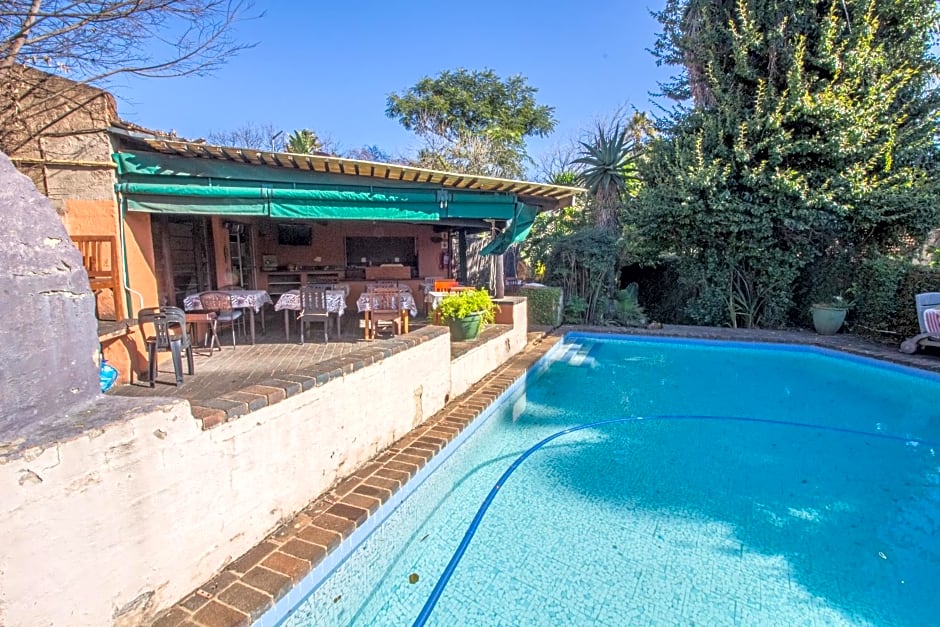 Charlie's Spot - The Gardens