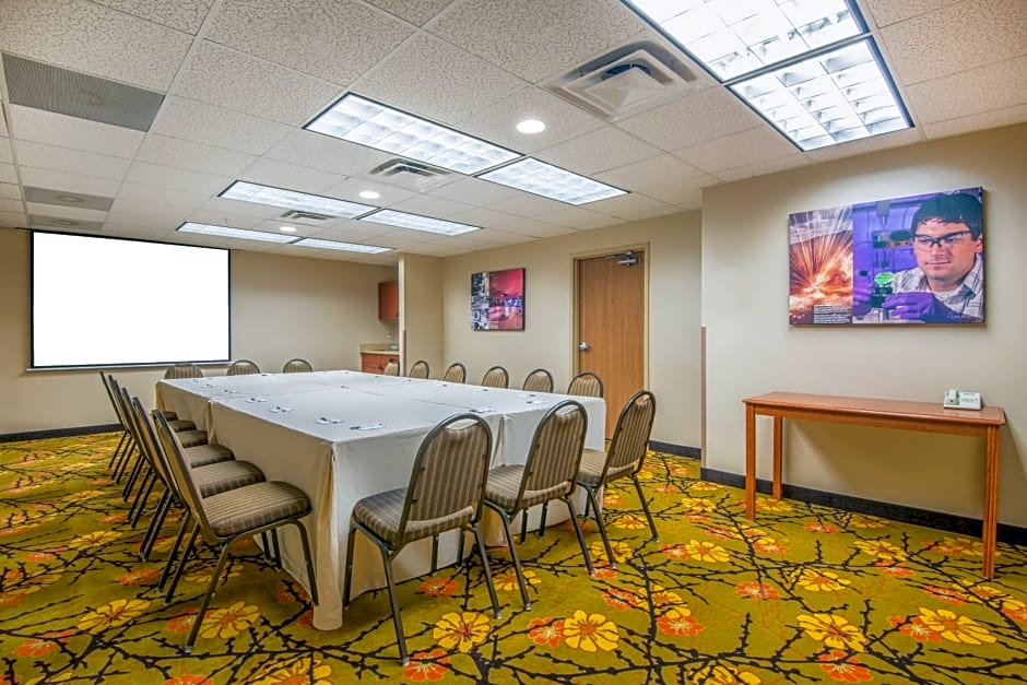 Hampton Inn & Suites Los Alamos