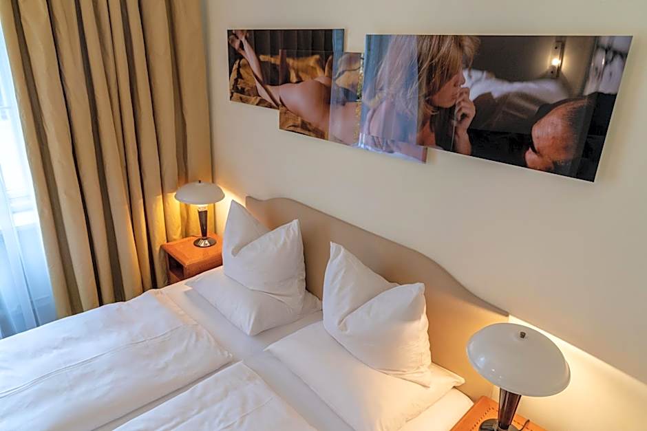 Hotel Olympic