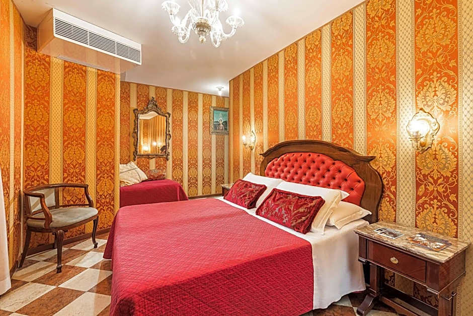 Hotel Marconi