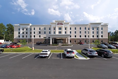 Hampton Inn & Suites Walterboro
