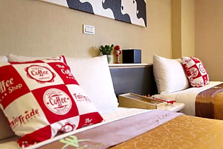 Standard Quadruple Room