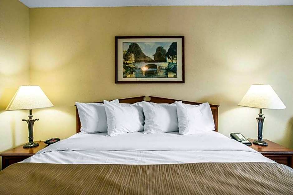 Quality Inn Bessemer