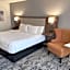 La Quinta Inn & Suites by Wyndham Milwaukee South West New Berlin