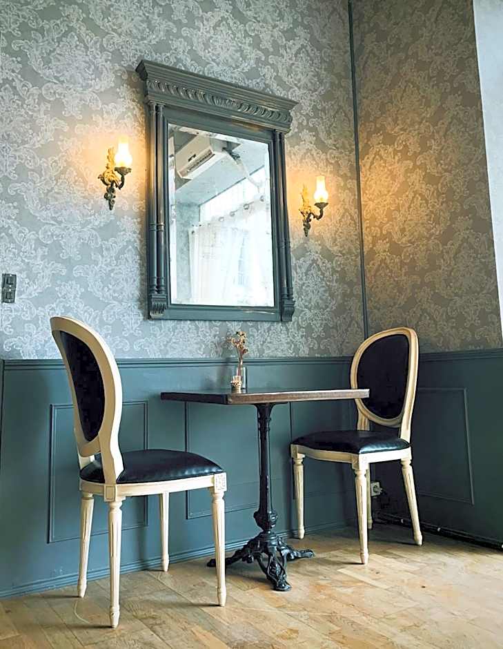 L'Entrée Chambres d'Hôtes Bar & Restaurant
