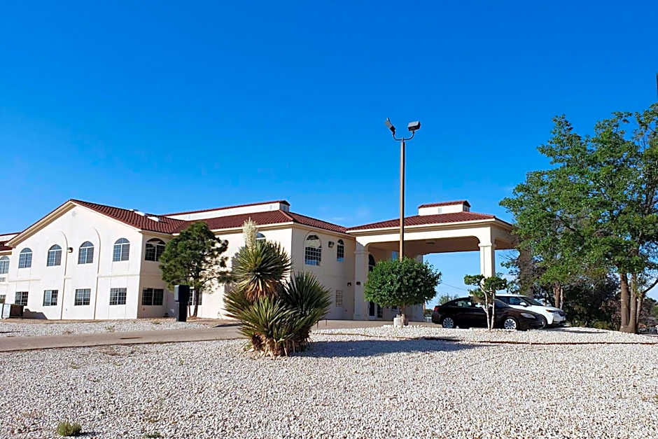 Travelodge by Wyndham Carlsbad NM