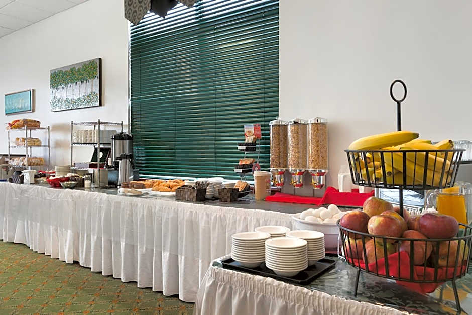 Days Inn & Conference Centre by Wyndham Oromocto