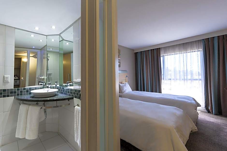 Holiday Inn Express Sandton-Woodmead By IHG