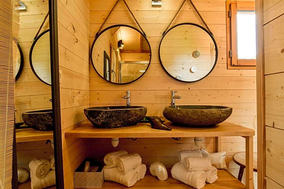 Logis Hôtel Emeraude des Bois