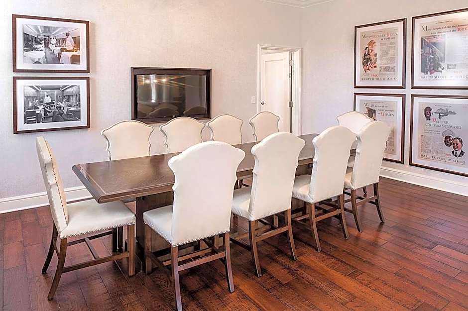 St Louis Union Station Hotel Curio Collection by Hilton