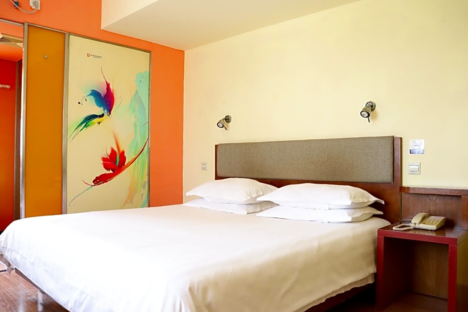 4th Zhongshan Road Garden Inn