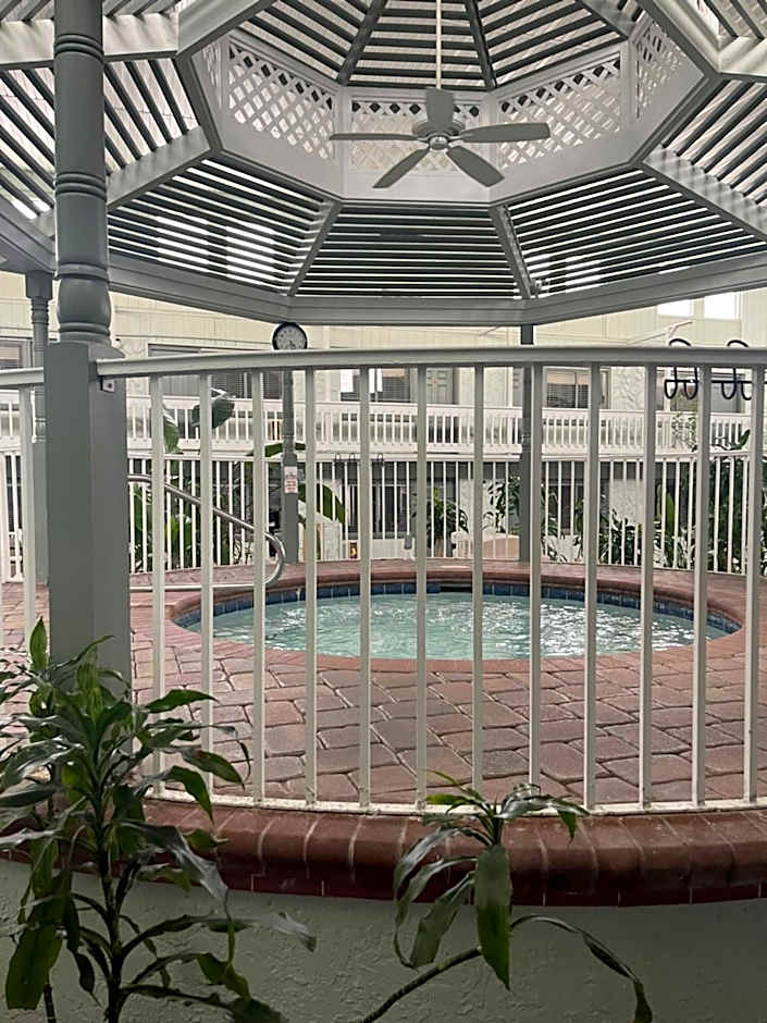 Club Destin Condos