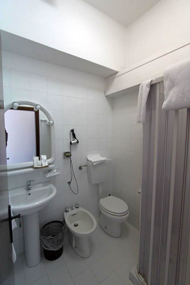 Hotel Ristorante La Scogliera - NUOVA GESTIONE